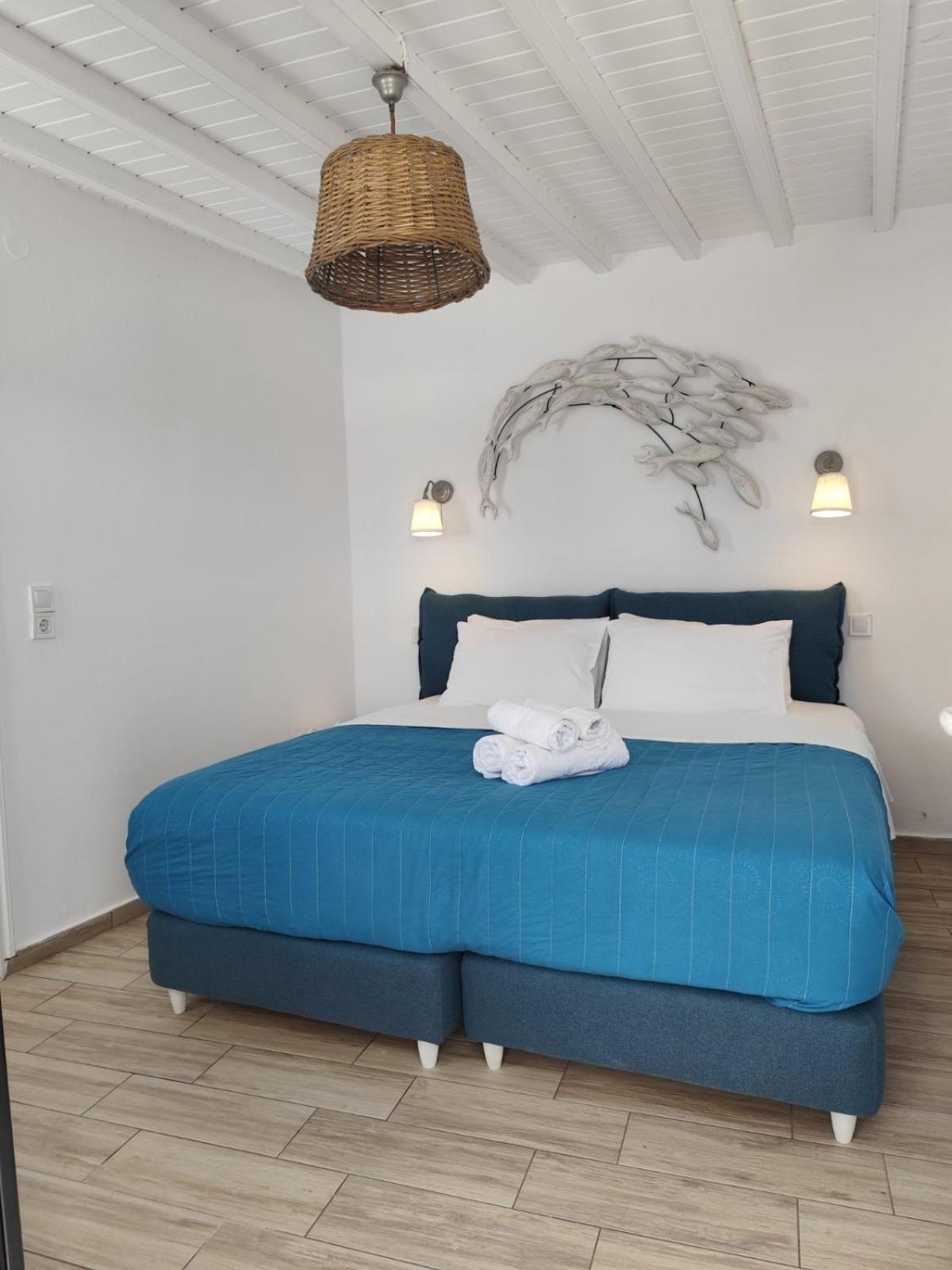 Nikos Rooms Mykonos Town Exterior photo