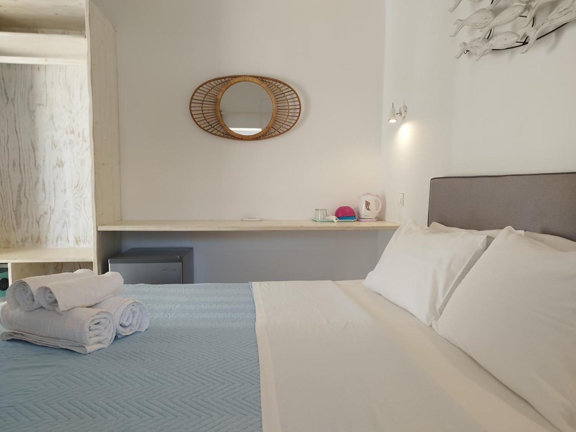 Nikos Rooms Mykonos Town Exterior photo
